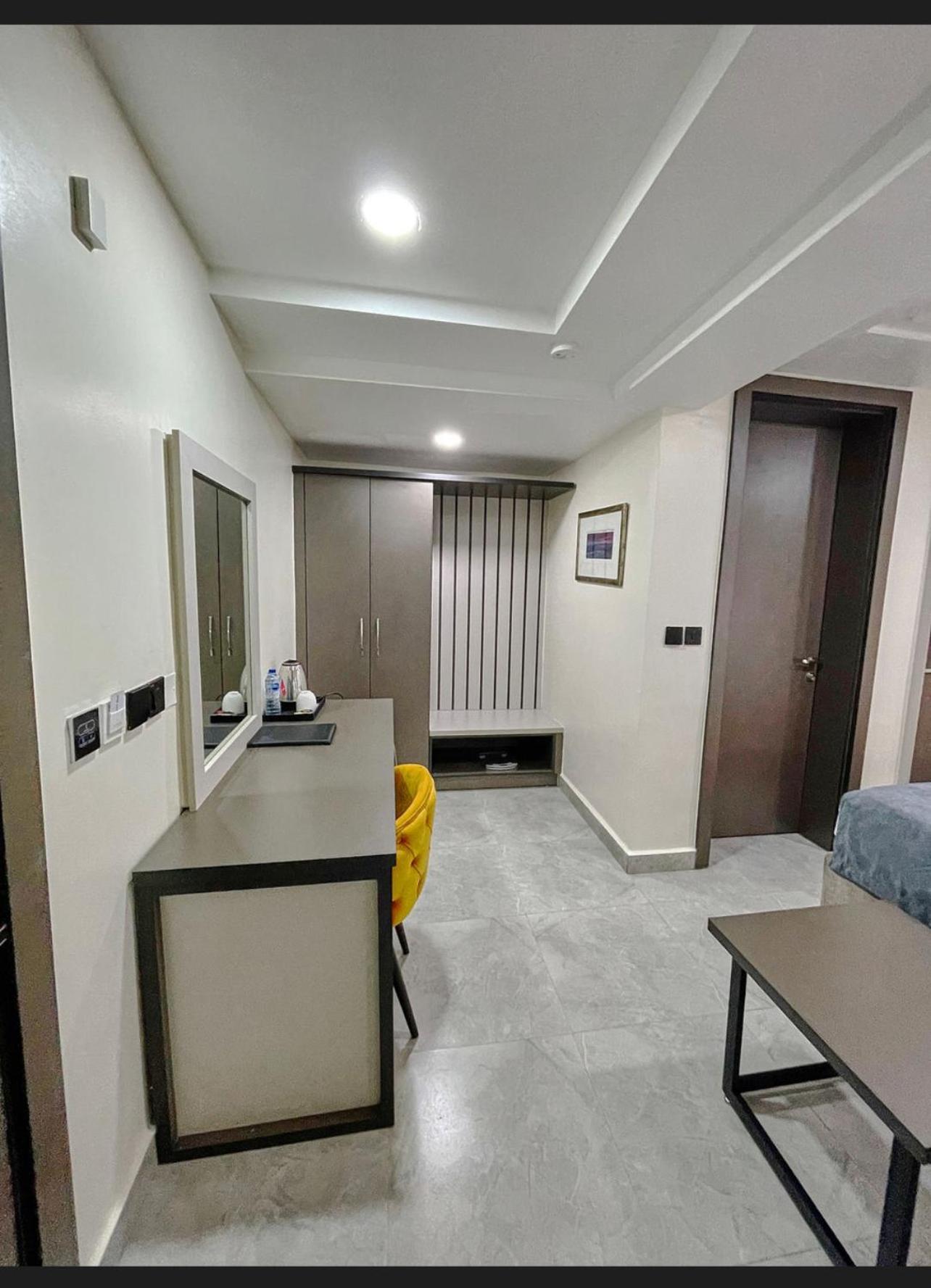 The Mayrock Hotel Abuja Bagian luar foto